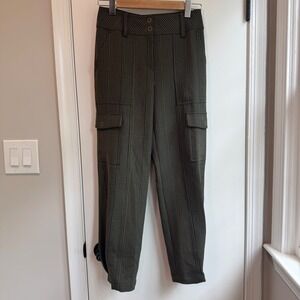 Elie Tahari Olive Green Plaid Cargo Pants High Waist Cropped Career Chic, size 2